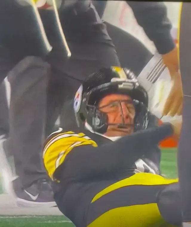 Aaron Rodgers Getting Tackled From Behind meme template