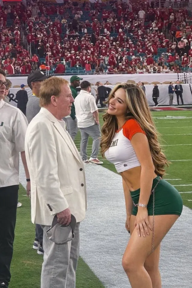 Abella Danger Chatting With Mark Davis meme template