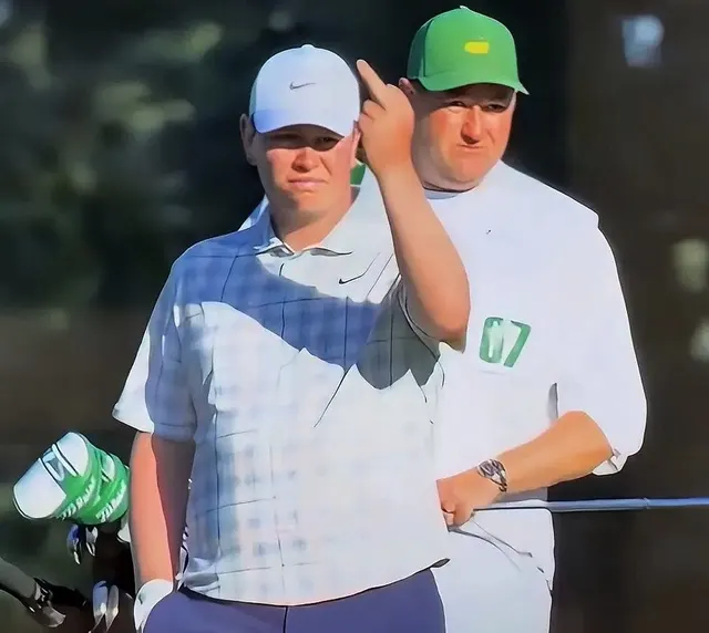 Bob MacIntyre Gives Augusta The Bird meme template